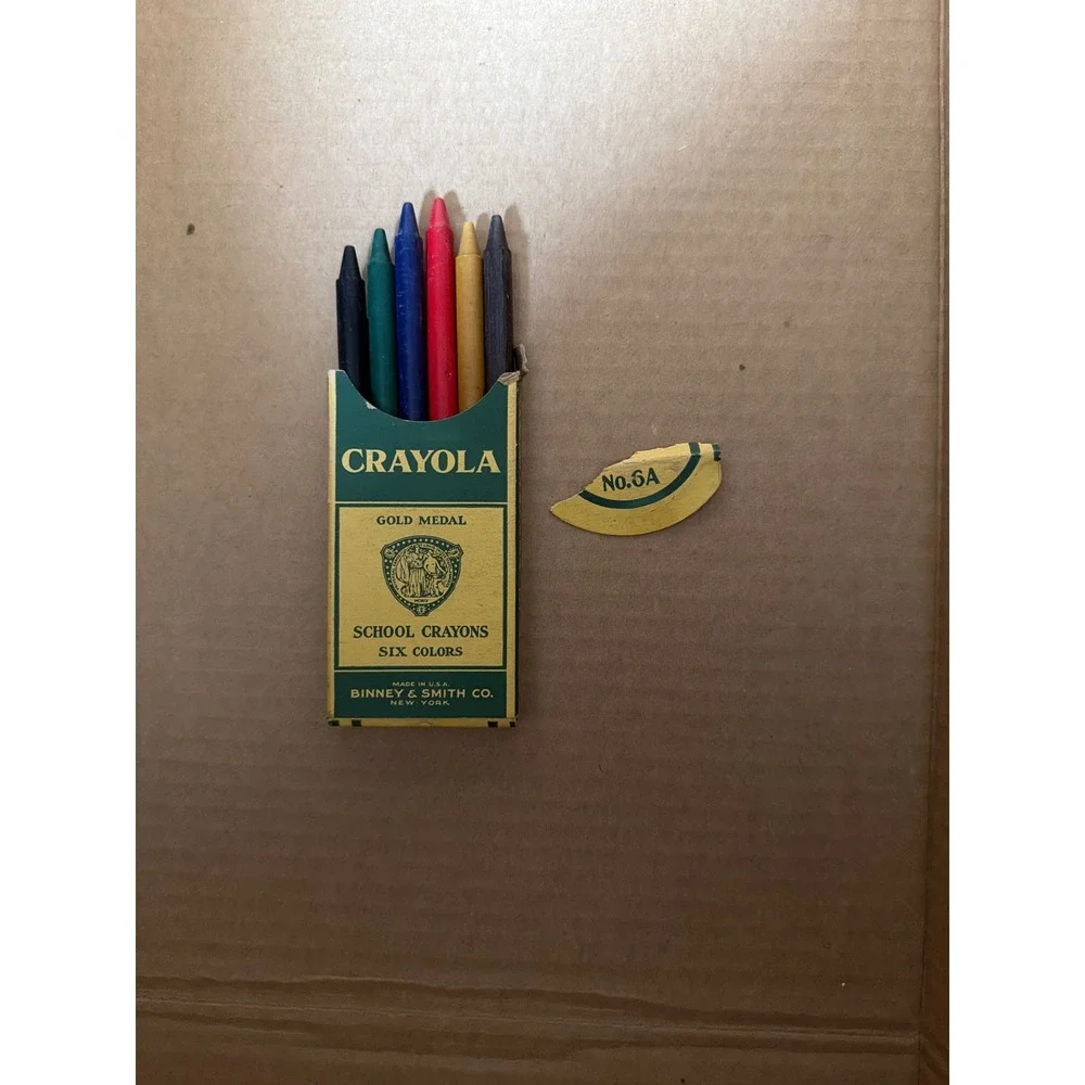 Vintage Crayola Gold Medal No. 6A School Crayons 6 Count Binney & Smith Co Box